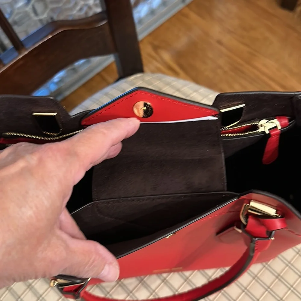 Michael Kors Blakely Bright Red messenger bag NWT - Picture 11 of 15